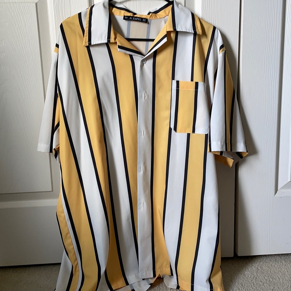 Yellow single breasted button down T-shirt